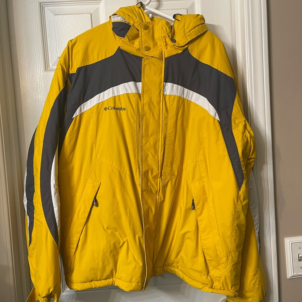 Columbia Men's Yellow and Gray Ski Jacket